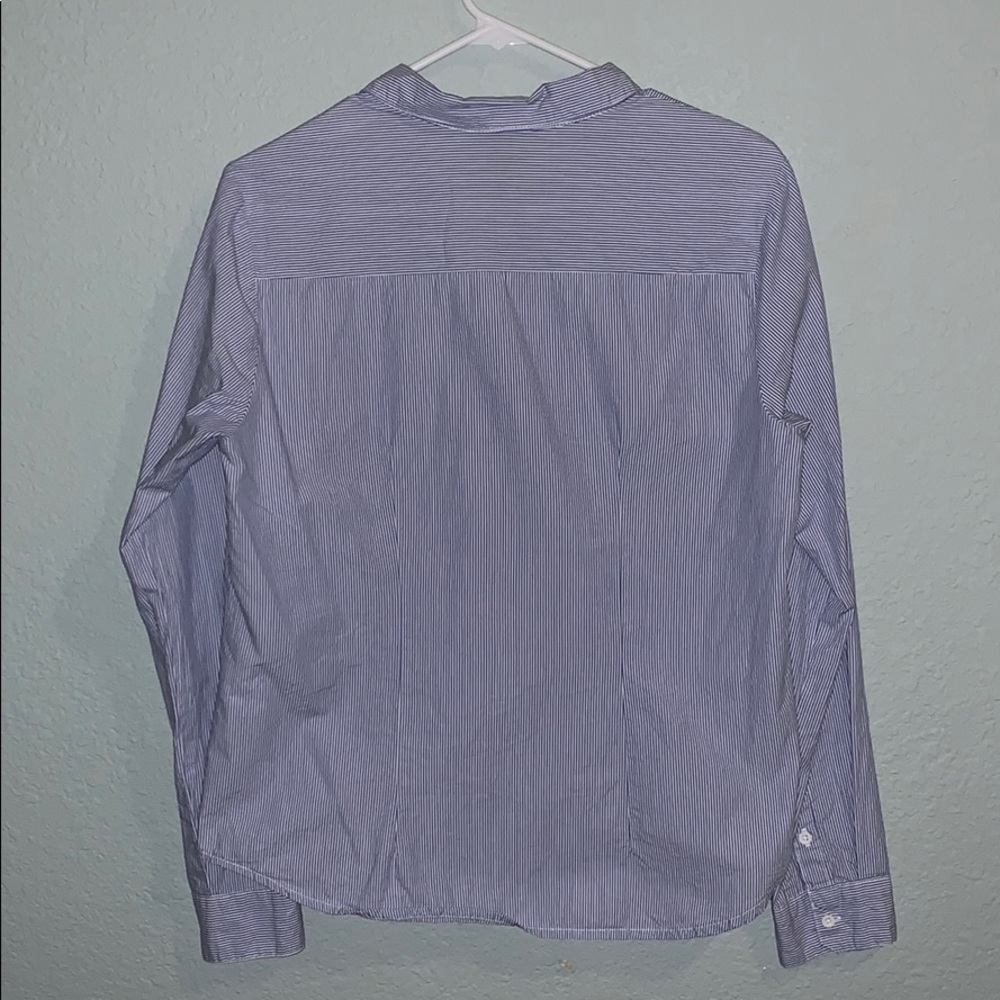 H&M striped button down top - Picture 3 of 4